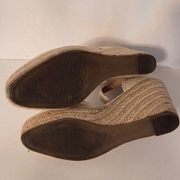 Pre-Loved A New Day Cream Canvas Wedge Shoes – Size 7 - Picture 5 of 6